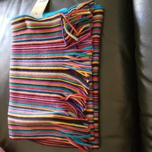 BRAND NEW: Scarf